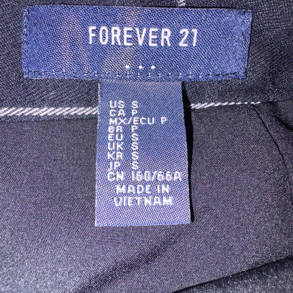 Forever 21 Skirt - Picture 7 of 9